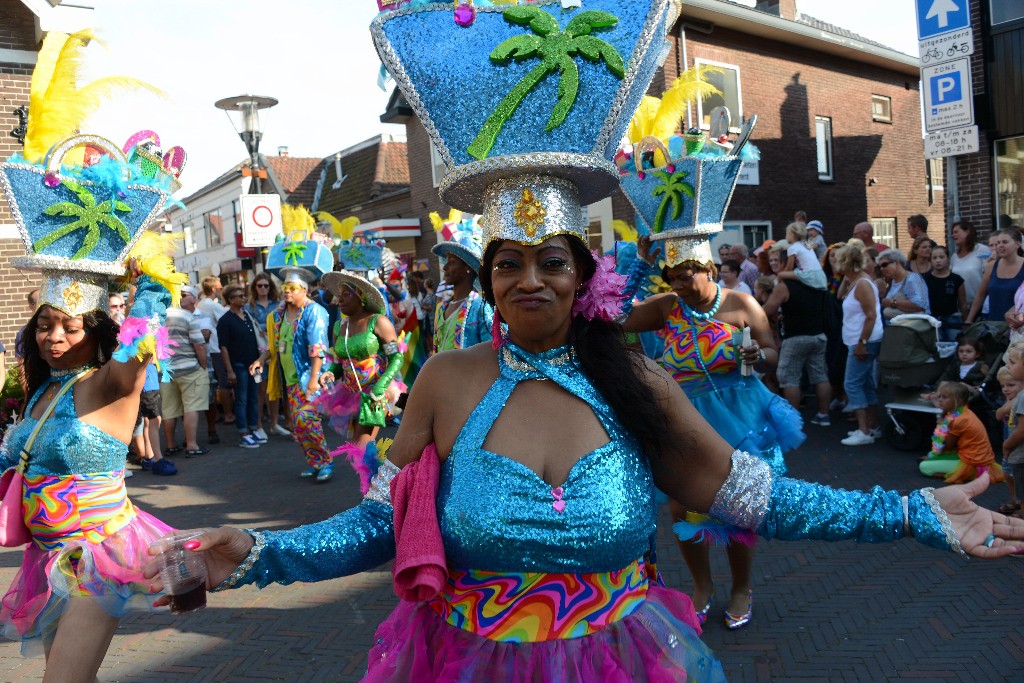 ../Images/Zomercarnaval Noordwijkerhout 2016 210.jpg